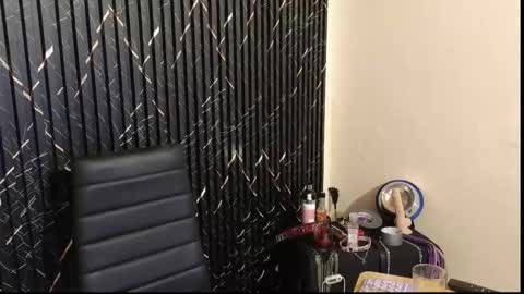 Snapshot of katt_bdsm chatting on October 2025 04:40:01 PM Katt  online show from October 2025 04:40:01 PM