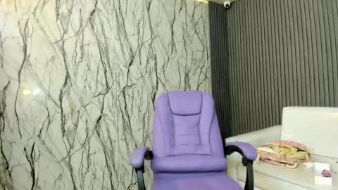 katteyes_ online show from April 2026 09:05:02 PM