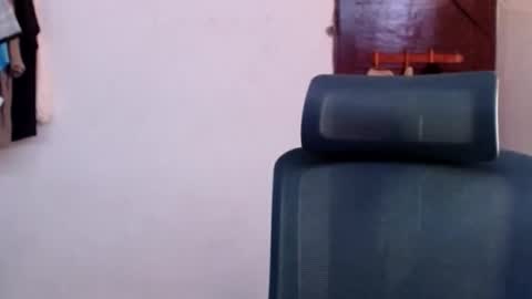 katteyes_ online show from June 2026 10:33:02 PM
