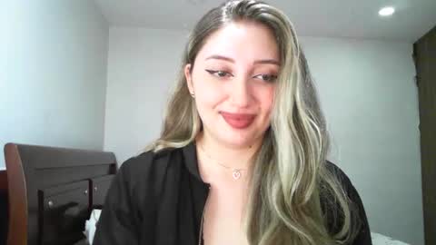 Snapshot of katthy__47 chatting on April 2026 03:20:01 AM Katthy online show from April 2026 03:20:01 AM