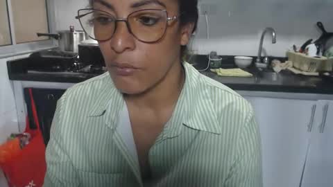 KattleyaGrey online show from November 2025 07:38:01 PM