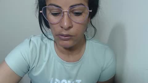 Snapshot of kattleyagray chatting on June 2026 12:32:02 AM KattleyaGrey online show from June 2026 12:32:02 AM