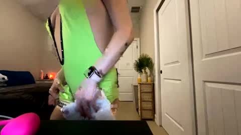 Josie live show Tuesday Wednesday and Thursday online show from November 2025 03:38:01 AM