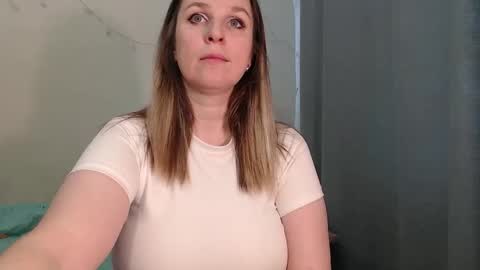 Snapshot of katty_fox chatting on February 2026 06:21:02 AM Katty Fox online show from February 2026 06:21:02 AM