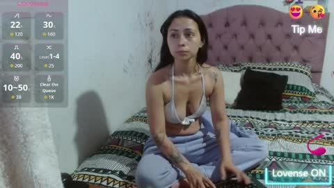 Snapshot of katty_hottest chatting on April 2026 02:07:01 PM Katherine hottest online show from April 2026 02:07:01 PM