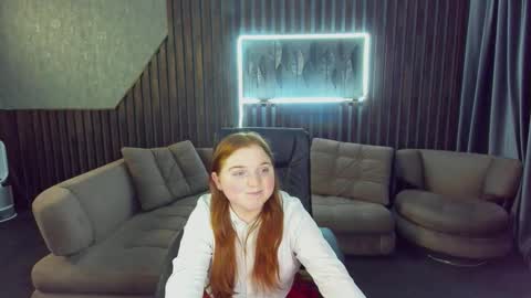 Katty online show from October 2025 06:07:01 PM