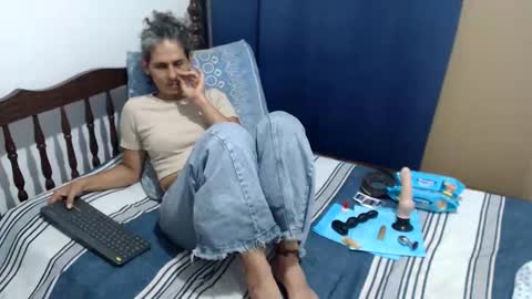 Snapshot of kattydirty144 chatting on April 2026 07:17:02 PM angel online show from April 2026 07:17:02 PM