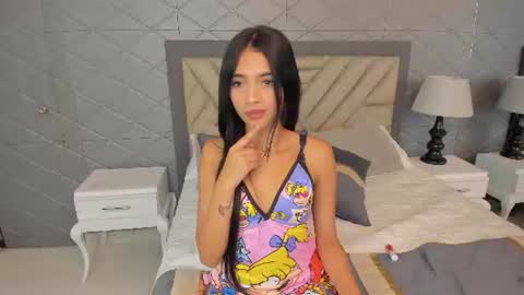 kattylilli online show from June 2026 10:43:02 PM