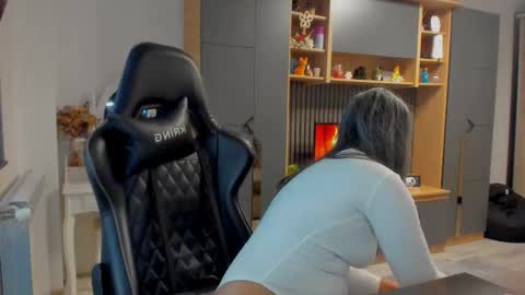 Katy online show from February 2026 06:56:01 AM