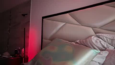 Snapshot of katy_monrroy chatting on April 2026 08:20:02 PM Emily online show from April 2026 08:20:02 PM