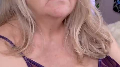 Snapshot of katy_nicole chatting on July 2026 01:47:02 AM katy_nicole online show from July 2026 01:47:02 AM