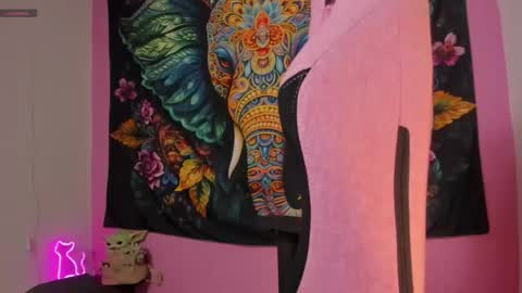 Snapshot of katy_simpsons chatting on November 2025 12:45:02 AM katy simpsons online show from November 2025 12:45:02 AM