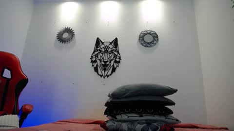 Katy Van online show from November 2025 09:18:01 PM