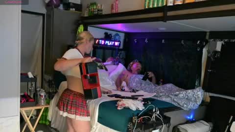 Snapshot of katycouple69 chatting on April 2026 09:19:01 PM katycouple69 online show from April 2026 09:19:01 PM