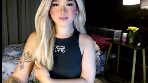 katykiat online show from October 2025 11:09:02 PM