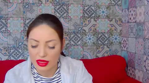 Snapshot of katylinee chatting on March 2026 01:03:01 PM Katyline online show from March 2026 01:03:01 PM