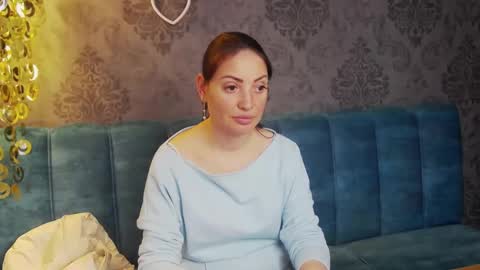 Snapshot of katylinee chatting on March 2026 02:11:02 PM Katyline online show from March 2026 02:11:02 PM