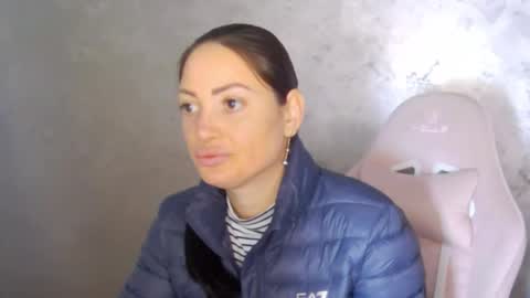 Snapshot of katylinee chatting on March 2026 11:33:02 AM Katyline online show from March 2026 11:33:02 AM