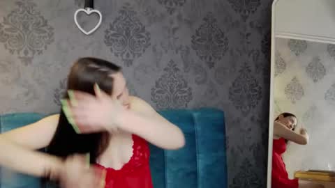 Snapshot of katylinee chatting on April 2026 12:22:01 PM Katyline online show from April 2026 12:22:01 PM