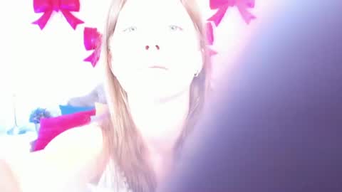 Snapshot of katymeaw chatting on June 2026 01:30:02 AM katymeaw online show from June 2026 01:30:02 AM