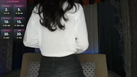 KatyxGold online show from November 2025 01:38:02 AM