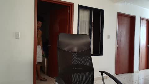 Snapshot of kaurilop chatting on December 2024 02:13:01 PM Kauri Lop online show from December 2024 02:13:01 PM