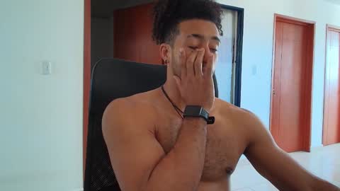 Snapshot of kaurilop chatting on January 2025 07:15:01 PM Kauri Lop online show from January 2025 07:15:01 PM