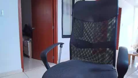 Snapshot of kaurilop chatting on November 2025 04:10:02 PM Kauri Lop online show from November 2025 04:10:02 PM