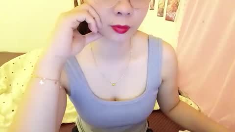 Snapshot of kawa8386 chatting on April 2026 09:39:33 PM kawa8386 online show from April 2026 09:39:33 PM