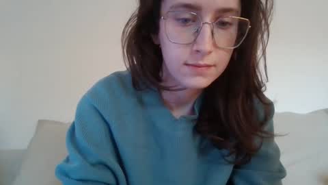 kawaii snowflake online show from July 2026 02:32:01 PM
