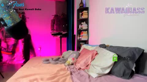 Miss Kawaiii online show from October 2025 07:54:02 AM