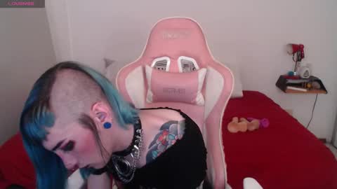 Snapshot of kawaimisfit chatting on February 2025 04:03:02 AM luna   online show from February 2025 04:03:02 AM