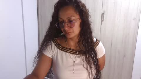  Khawit  online show from February 2025 12:27:02 AM