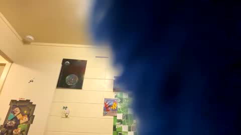 Snapshot of kay_la chatting on April 2026 05:19:08 AM kay_la online show from April 2026 05:19:08 AM