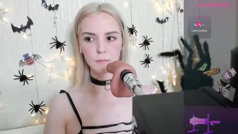 Snapshot of kaya_devis chatting on October 2025 04:47:01 AM KAYA online show from October 2025 04:47:01 AM