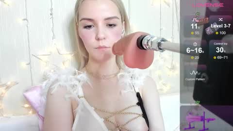 Snapshot of kaya_devis chatting on November 2025 05:06:02 AM KAYA online show from November 2025 05:06:02 AM