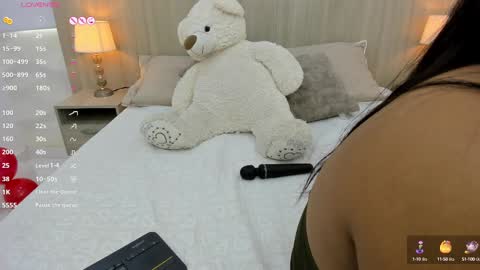   online show from February 2025 02:38:02 PM