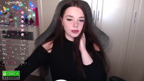 Snapshot of kayacherry chatting on March 2025 08:42:02 PM Alice online show from March 2025 08:42:02 PM