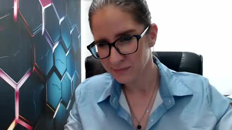 KayaLips online show from December 2024 07:00:02 PM