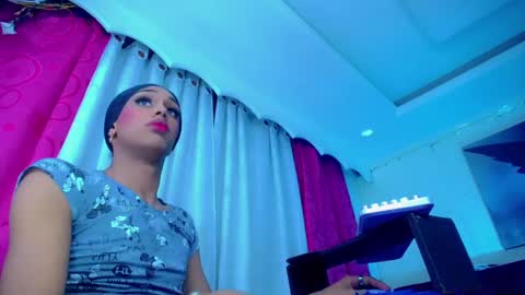 Snapshot of kayla_sexx chatting on September 2025 02:37:02 AM kayla_sexx online show from September 2025 02:37:02 AM