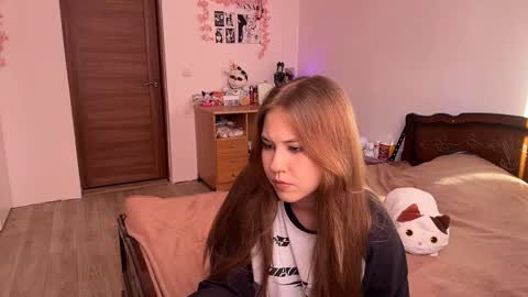Nyelle online show from June 2026 03:14:01 PM