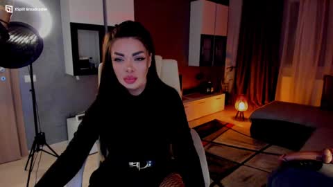 kaylee online show from December 2024 03:58:01 PM