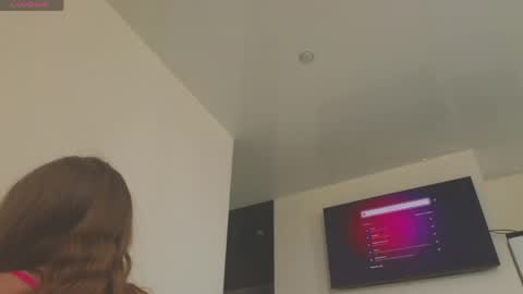 Snapshot of kaylee_ee chatting on April 2026 10:43:02 AM kaylee_ee online show from April 2026 10:43:02 AM