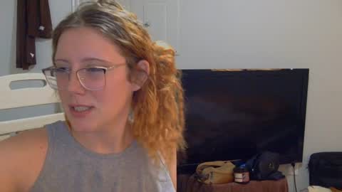 Snapshot of kayleekakesnslim chatting on July 2026 09:13:01 PM kaylee kakes online show from July 2026 09:13:01 PM
