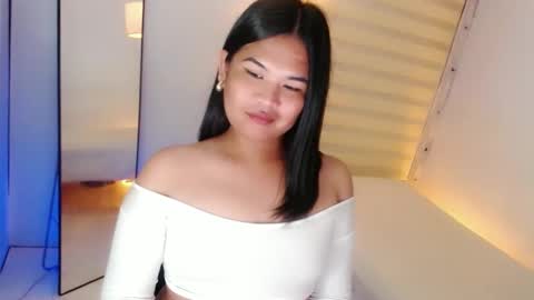 Snapshot of kayleepinay chatting on February 2025 04:46:02 AM Y O U R        F U T U R E       K A Y L E E  online show from February 2025 04:46:02 AM