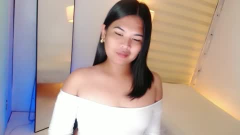 Snapshot of kayleepinay chatting on February 2025 05:03:02 AM Y O U R        F U T U R E       K A Y L E E  online show from February 2025 05:03:02 AM
