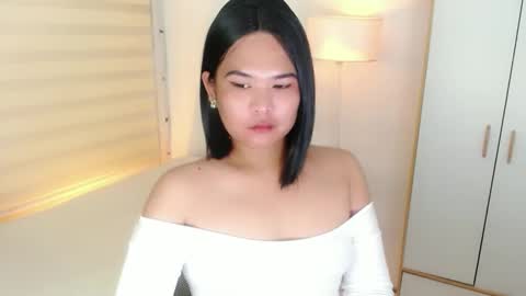 Snapshot of kayleepinay chatting on February 2025 06:28:01 AM Y O U R        F U T U R E       K A Y L E E  online show from February 2025 06:28:01 AM