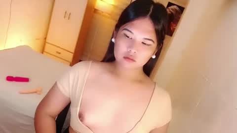 Snapshot of kayleepinay chatting on September 2025 03:00:02 AM Y O U R        F U T U R E       K A Y L E E  online show from September 2025 03:00:02 AM