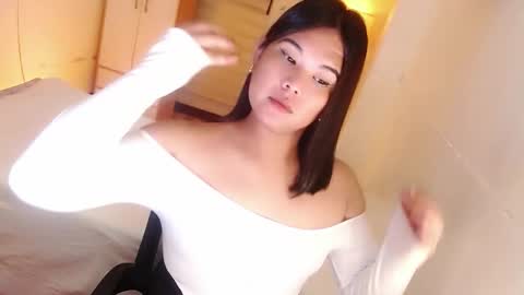Snapshot of kayleepinay chatting on October 2025 06:14:02 PM Y O U R        F U T U R E       K A Y L E E  online show from October 2025 06:14:02 PM