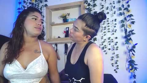 Snapshot of kaylie_and_dakota_ chatting on September 2025 02:02:02 AM kaylie and dakota  online show from September 2025 02:02:02 AM